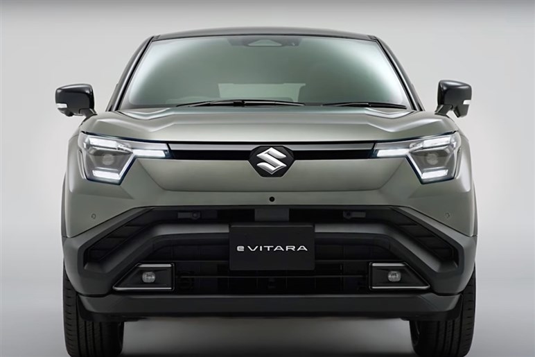 スズキ初のEV、新型「eビターラ」10月登場へ。気になる価格は400万円前半に？