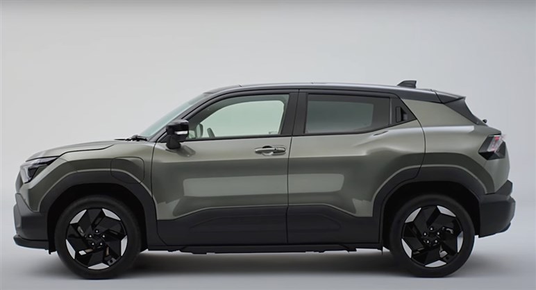 スズキ初のEV、新型「eビターラ」10月登場へ。気になる価格は400万円前半に？