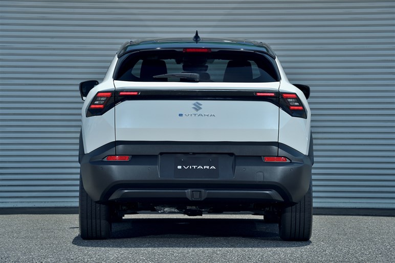 スズキ初のEV、新型「eビターラ」10月登場へ。気になる価格は400万円前半に？