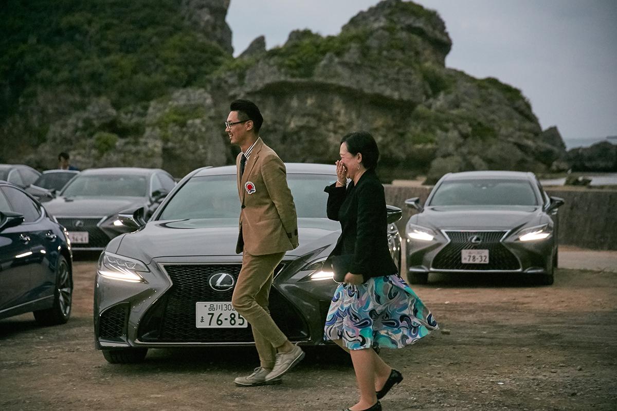 Lexusで連れて行かれる幻のレストランとは クルマ好き女子が沖縄での非日常体験に感涙 Web Cartop 自動車情報サイト 新車 中古車 Carview
