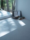 1日限定の展覧会、マルジェラのアーカイブ作品の展示を5月31日に開催──会場は妹島和世設計の「森の別荘」