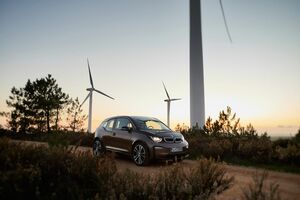 「BMW i3新型バッテリー」の先行予約受付開始。新オンライン・プラットフォームを拡充