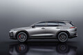 トヨタ　クラウン専門店に「エステートRS“THE LIMITED-MATTE METAL”」を設定し発売