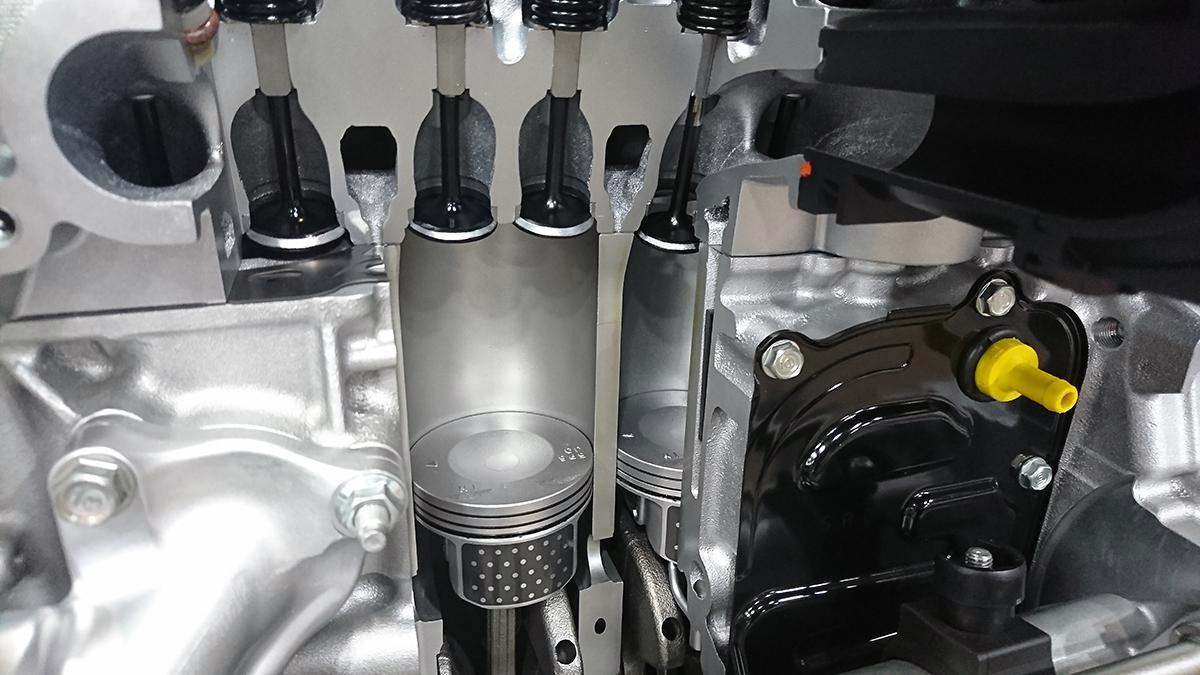 クルマによってタコメーターの数字が異なる 回るエンジン と 回らない エンジンの違いとは Web Cartop 自動車情報サイト 新車 中古車 Carview