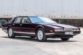 1984年にLEDデジタルメーターを採用したアストンマーティン「ラゴンダ」！オークションで未だ継続販売中の理由