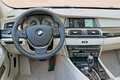 BMW 5シリーズ グランツーリスモは「7シリーズベース」の謎。異例づくめの、背の高い4ドアクーぺ【10年ひと昔の新車】