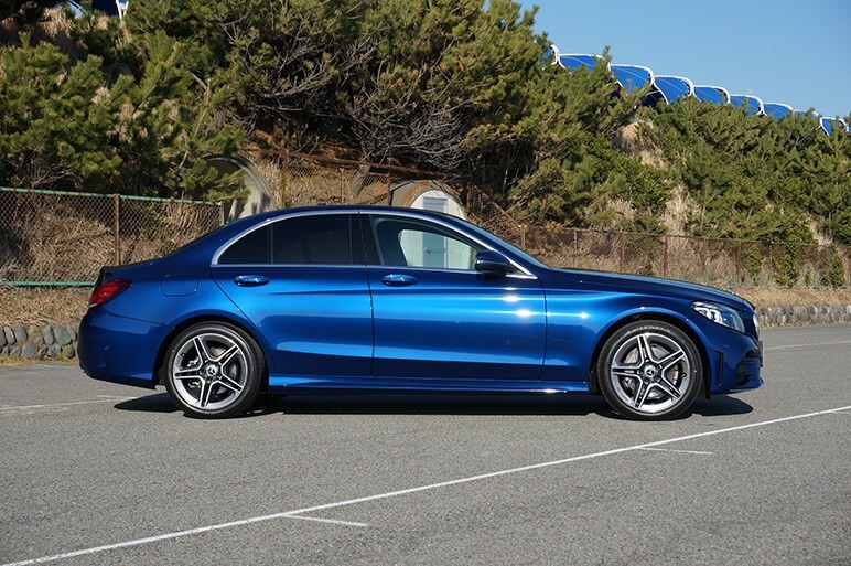 発売から6年のベンツCクラスはお買い得？ C200ローレウスエディション試乗