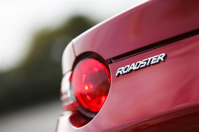 ロードスターの新たなモデル「RS」に試乗。走りはどう磨かれた？