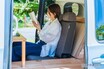 天然木が美しい！　トヨタ・シエンタ専用の車中泊キット「VANLIFE ROOMKIT」