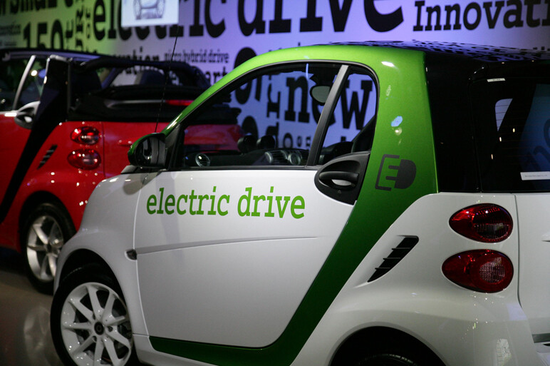 新型スマート159万円 84psのターボ＆EVも