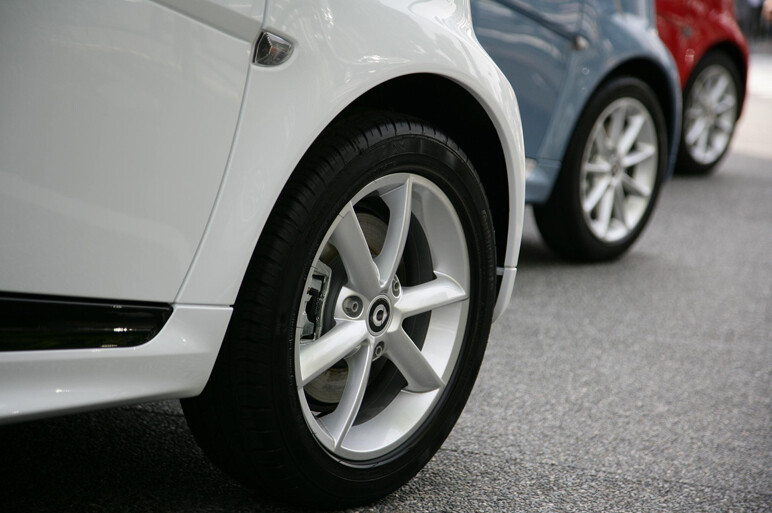 新型スマート159万円 84psのターボ＆EVも