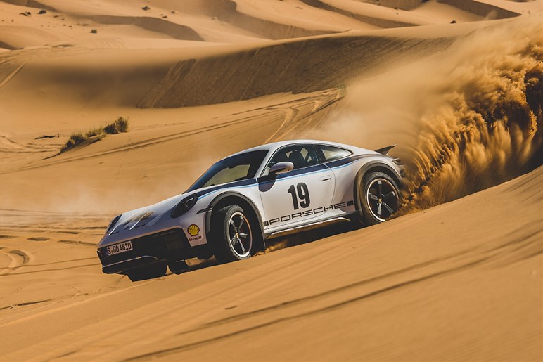 日本では3000万円超え「911ダカール」は砂漠の冒険が可能なホンモノだった！