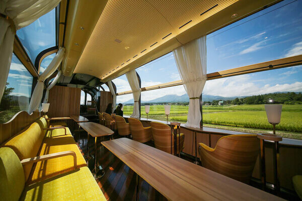 「異例に大きな窓」の列車を世界が評価！ “ぜんぶ窓”には法令の壁 どこまで大きくなるのか？