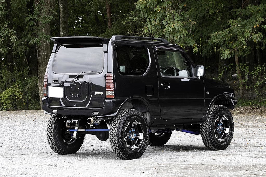 ストリートとフィールドを股にかけるマルチパーパスなフルカスタムjb23ジムニー ジムニー天国 Le Volant Carsmeet Web 自動車情報サイト 新車 中古車 Carview