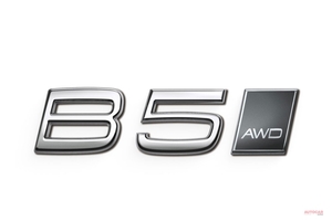 【日本発売】ボルボ　「B5」パワートレイン、XC60とXC90に　48VハイブリッドのSUV