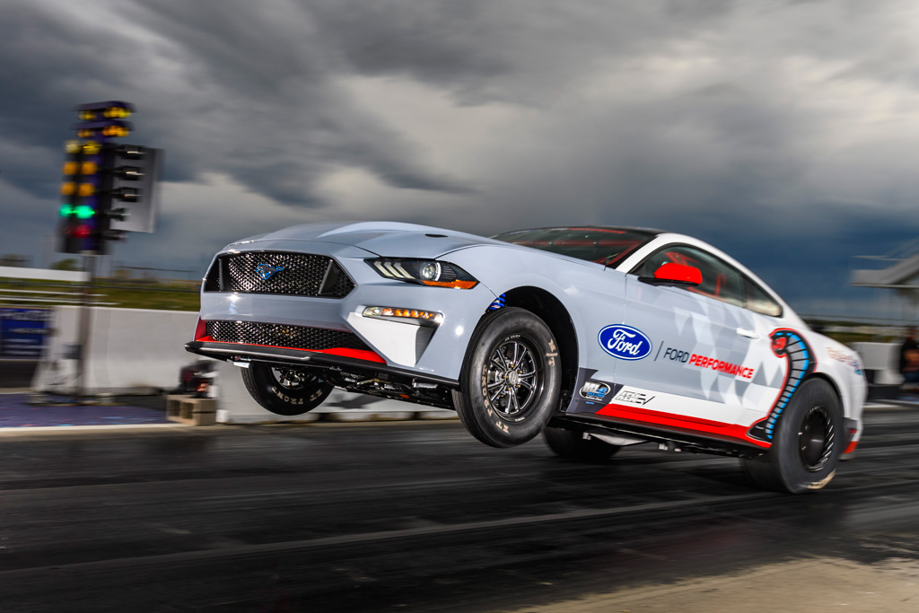 ピュアevドラッグスターの フォード マスタング コブラジェット1400 が実戦デビュー Le Volant Carsmeet Web 自動車情報サイト 新車 中古車 Carview