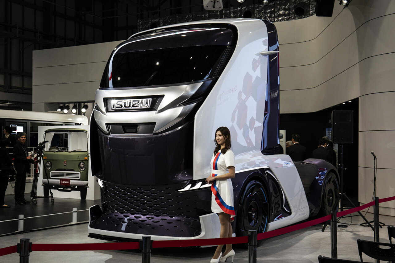 先進的なコンセプトカーはトラックもかっこいい！【東京モーターショー2019】なかなか見る機会のないトラックの世界