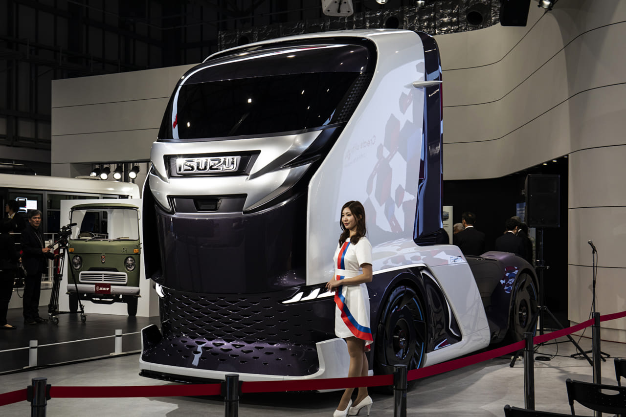 先進的なコンセプトカーはトラックもかっこいい！【東京モーターショー2019】なかなか見る機会のないトラックの世界