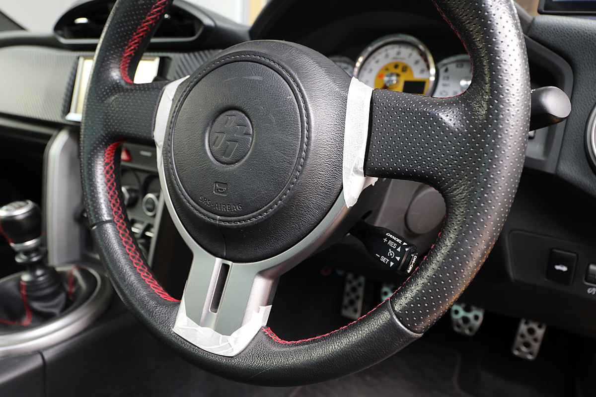 本革ステアリング のベタベタ テカテカはコイツで解消 Auto Messe Web 自動車情報サイト 新車 中古車 Carview