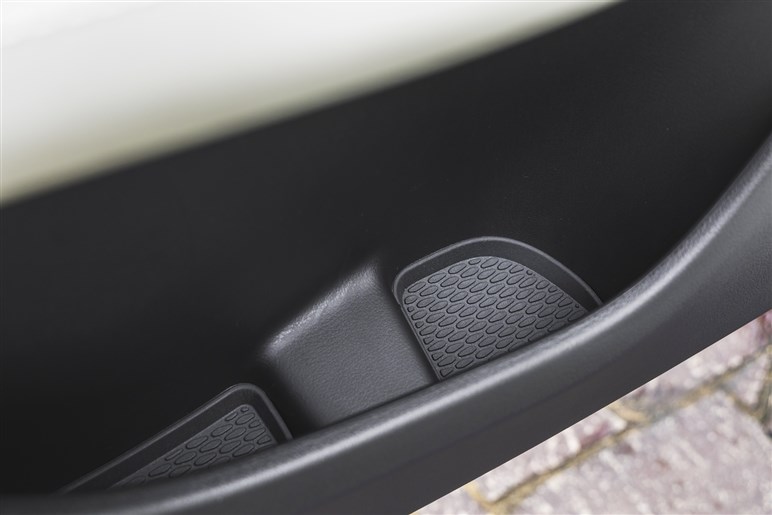 ようやくスタートラインに立った…マツダ「CX-80」に試乗した率直な印象。ネガは払拭できたのか？
