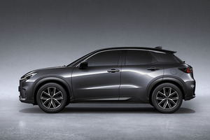 レクサスLBXを発表　コンパクトサイズの新型SUVはユニファイド・スピンドルグリルで登場【詳解】