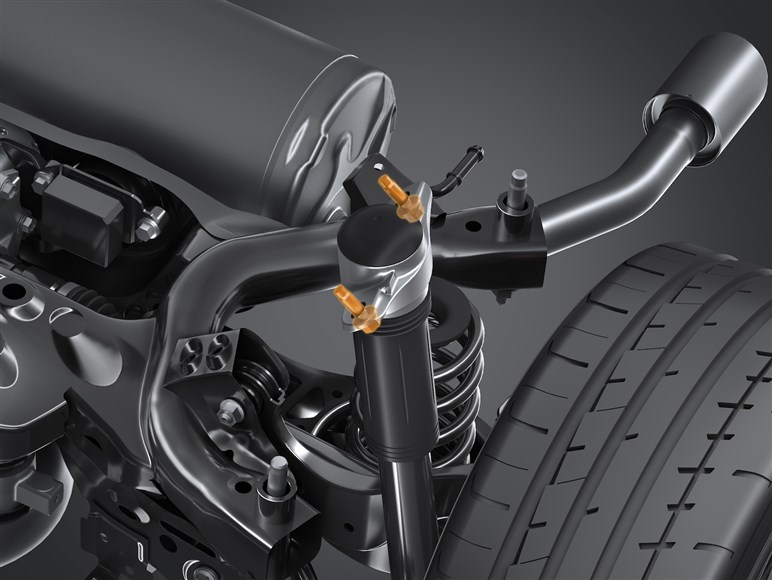 トヨタが新型GRカローラ“エボ”公開。8速AT追加、トルク大幅アップ！ 北米で今冬発売も日本導入は…？