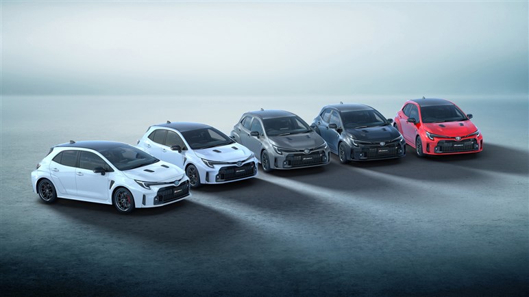 トヨタが新型GRカローラ“エボ”公開。8速AT追加、トルク大幅アップ！ 北米で今冬発売も日本導入は…？