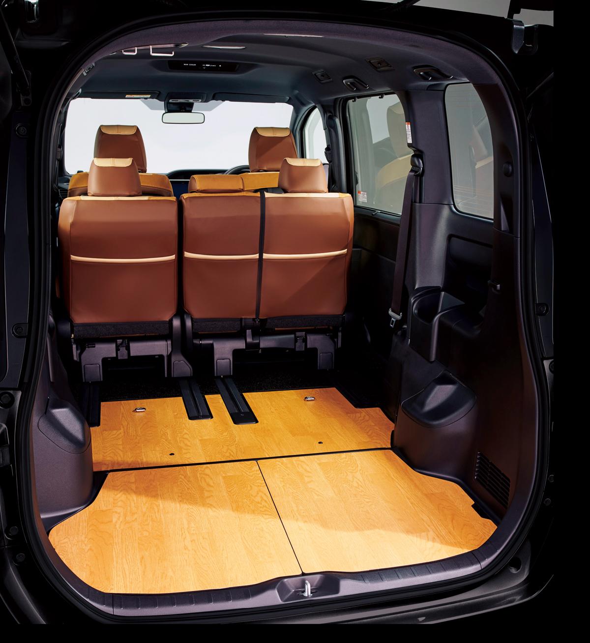 トヨタ ヴォクシー 2007年モデル ZS 煌II (8人乗り)の価格・性能