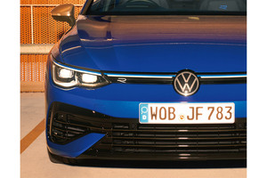 320馬力のゴルフ史上最もパワフルな「ゴルフR」「ゴルフR ヴァリアント」が日本上陸！ お値段は639万8000円から