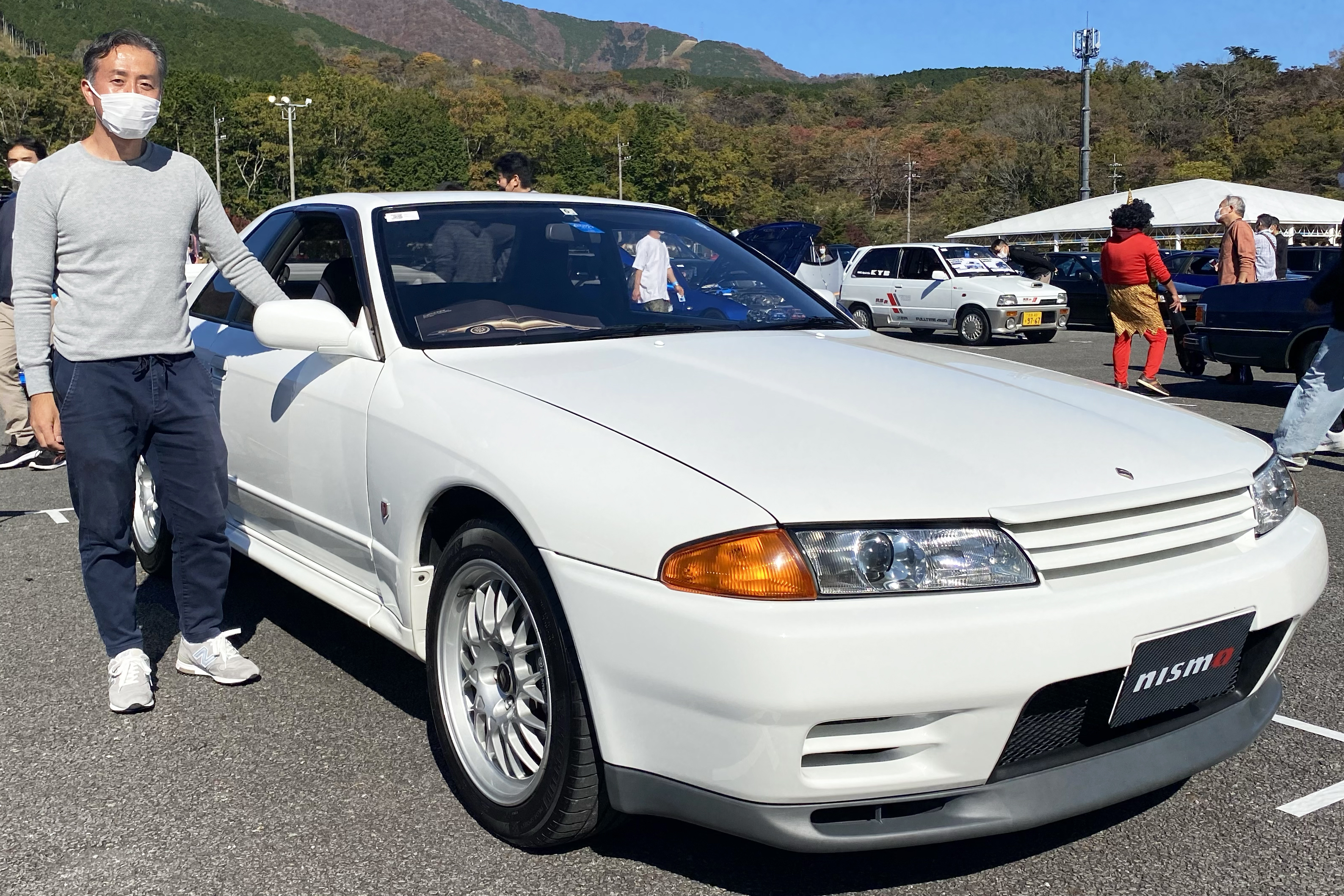 海外では00万円越え 純白の R32 Gt R Vスペックii オーナーは3台目の Gt R を購入 Le Volant Carsmeet Web 自動車情報サイト 新車 中古車 Carview