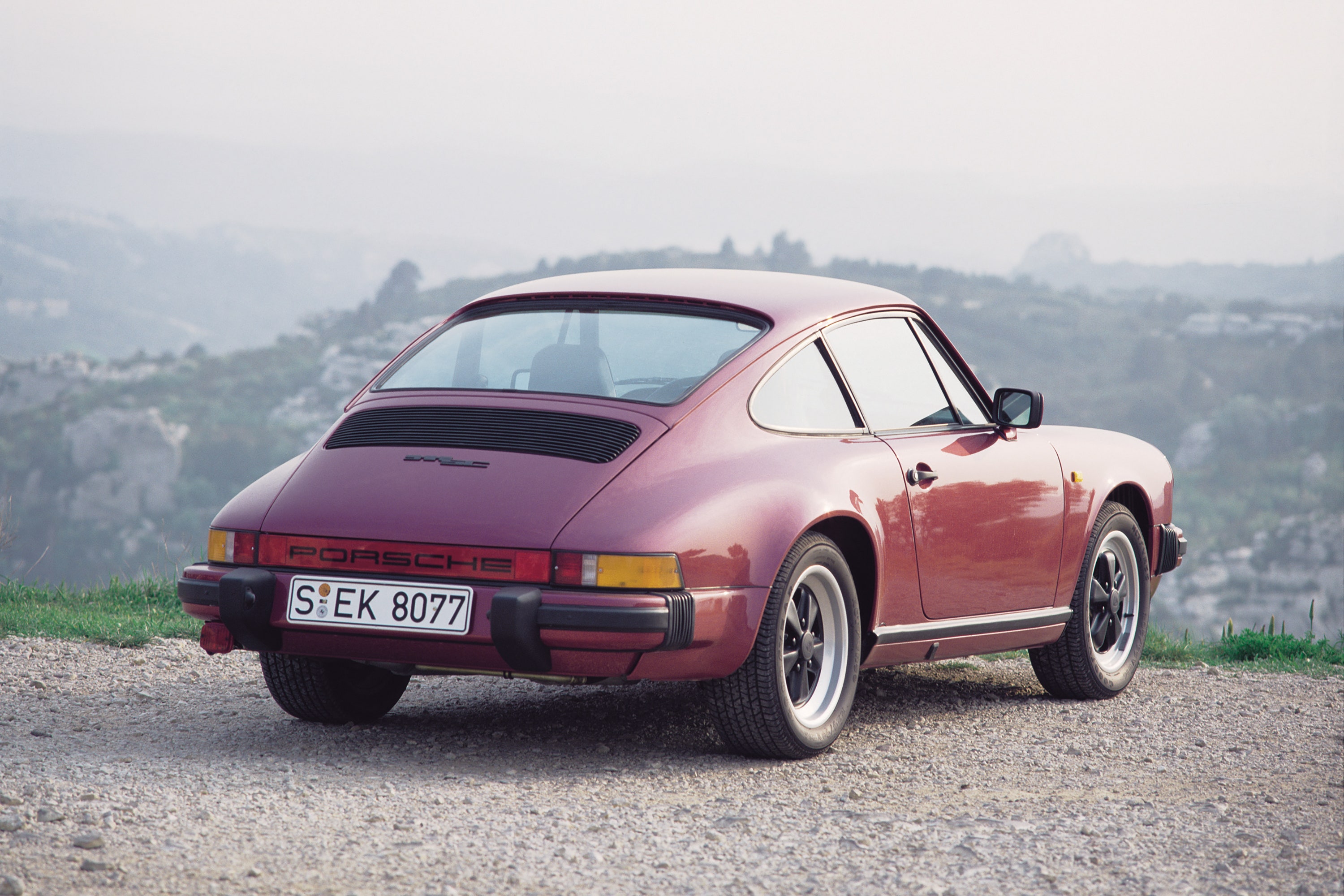 空冷エンジンの911で あえて930型をおすすめする理由 ココロに効くクルマに乗ろう Vol 13 Gq Japan 自動車情報サイト 新車 中古車 Carview