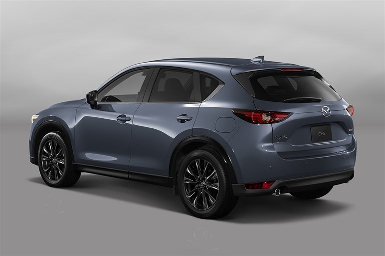 マツダ CX-5 ベースグレードでも先進装備は標準。ライバルも実力伯仲だがデザインで優勢