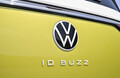 VWタイプ2をオマージュしたEVミニバン「ID.Buzz」が待望の日本発売