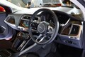 ジャガー初の量産EV、I-PACEを日本導入。航続距離470kmで価格は959万円から