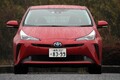 ハイブリッドの代名詞！　名車プリウスの歴史や最新型のスペック・販売価格を紹介