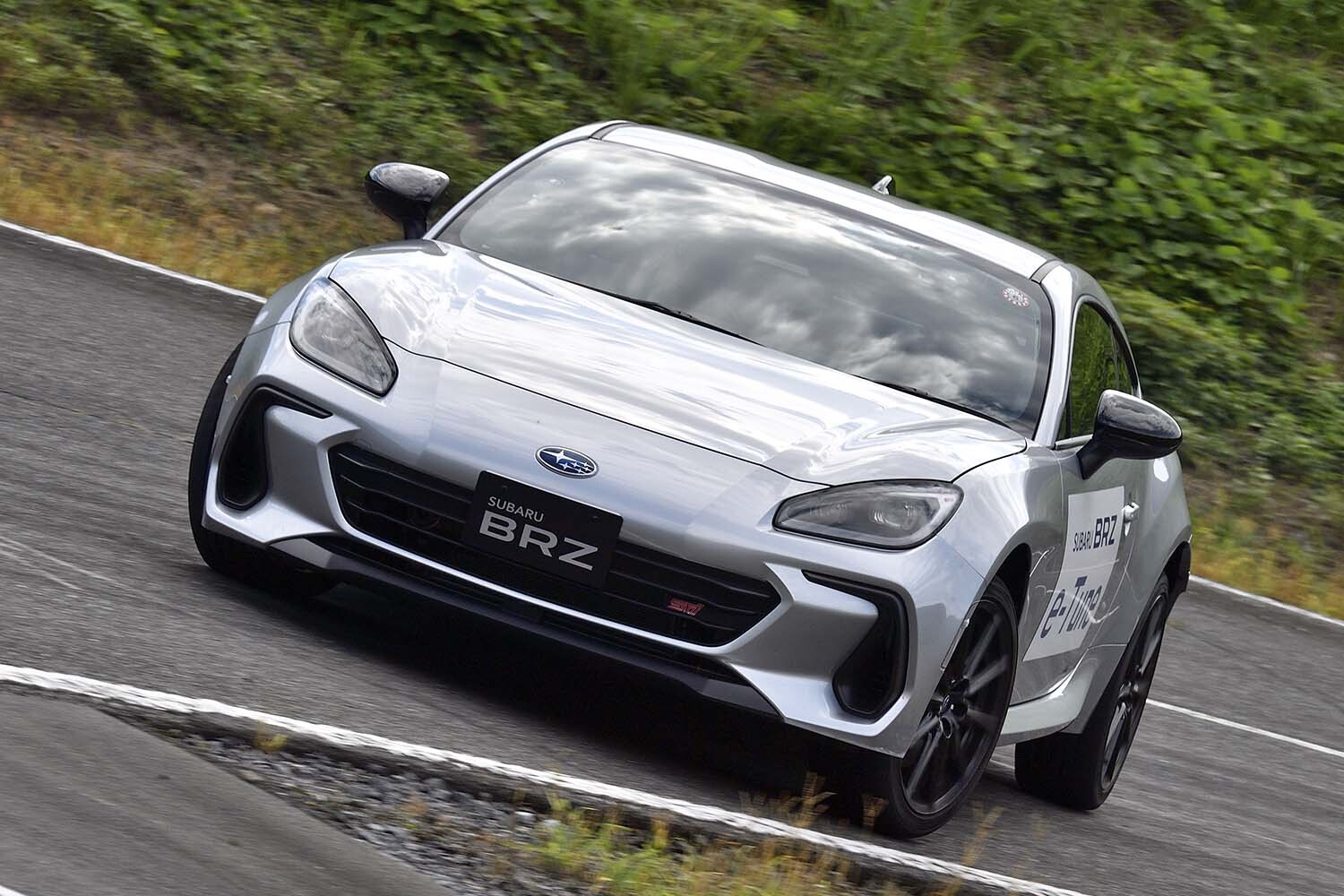 スバル「BRZ」を操る楽しさが向上するディーラーECUチューン！A～C型用「SUBARU Sport Drive e-Tune」とは