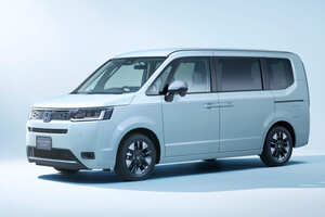 ステップワゴンに「人気のオットマン付き」新グレード「エアーEX」が仲間入り！【先行予約もスタート】