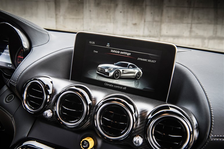 AMG GT Rサーキット試乗。GT Sから370プラスはバーゲンプライスだ