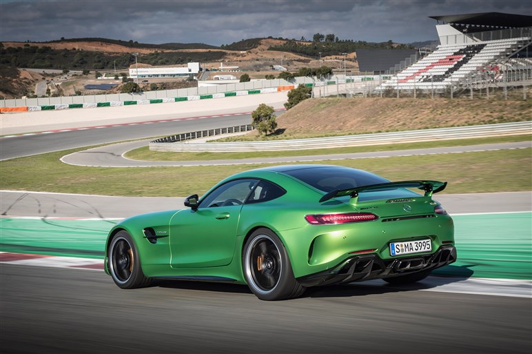 AMG GT Rサーキット試乗。GT Sから370プラスはバーゲンプライスだ