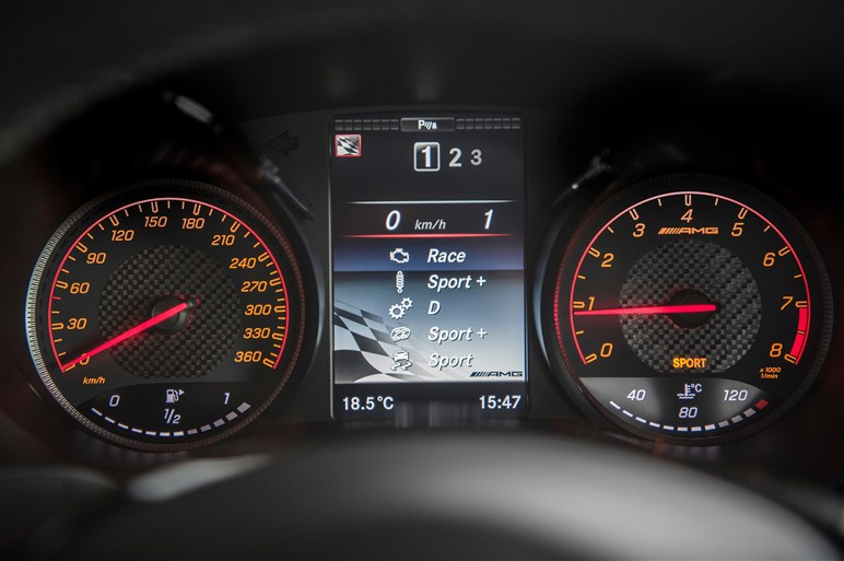 AMG GT Rサーキット試乗。GT Sから370プラスはバーゲンプライスだ