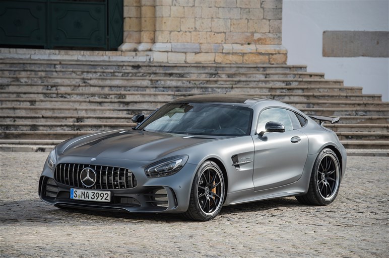AMG GT Rサーキット試乗。GT Sから370プラスはバーゲンプライスだ