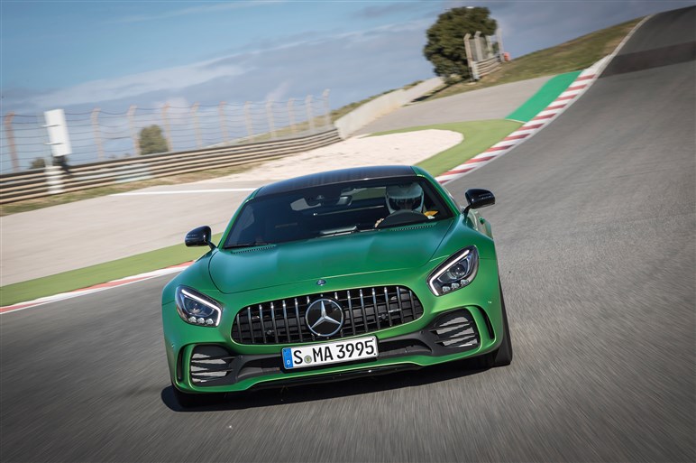 AMG GT Rサーキット試乗。GT Sから370プラスはバーゲンプライスだ