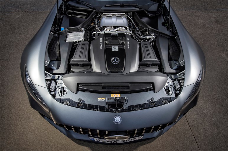 AMG GT Rサーキット試乗。GT Sから370プラスはバーゲンプライスだ
