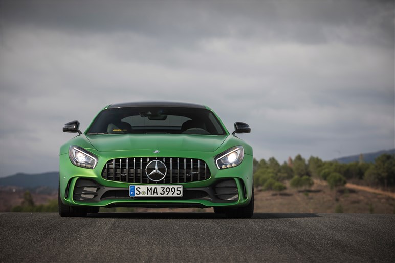 AMG GT Rサーキット試乗。GT Sから370プラスはバーゲンプライスだ