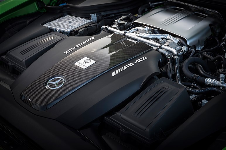 AMG GT Rサーキット試乗。GT Sから370プラスはバーゲンプライスだ