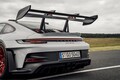 【ありえない比較テスト】同じDNAを持つ伝説の2台VWビートルとポルシェ911 GT3 RSを比較！ポルシェ博士の生んだカルトカーとは？