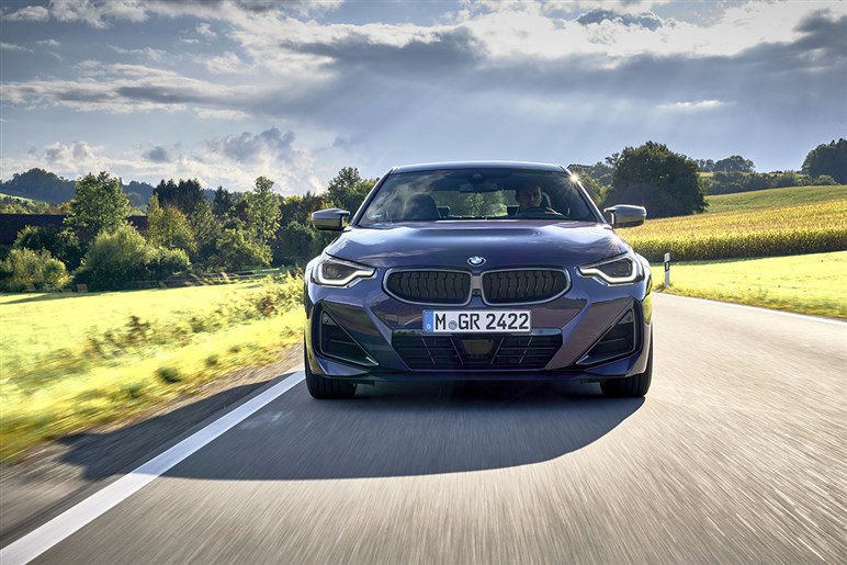 新型BMW 2シリーズクーペはサイズ拡大の恩恵で全方位に進化。この完成度なら次のM2は期待できる！