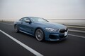 超高級車市場に参戦するBMW M850iは本格スポーツより肩の力を抜いた走りで実力を出す