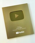 ランボルギー二の公式YouTubeチャンネル登録者数が100万人を突破！ 「ゴールド・クリエイター・アワード」を受賞