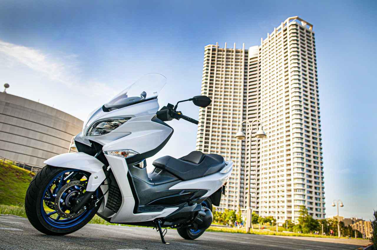 街乗り編 ライバル不在 400ccバイクで唯一の ビッグスクーター は守備範囲広すぎのマルチ ツーリング スクーターでした 個人的スズキ最強説 Suzuki Burgman400 試乗インプレその 2 Webオートバイ 自動車情報サイト 新車 中古車 Carview